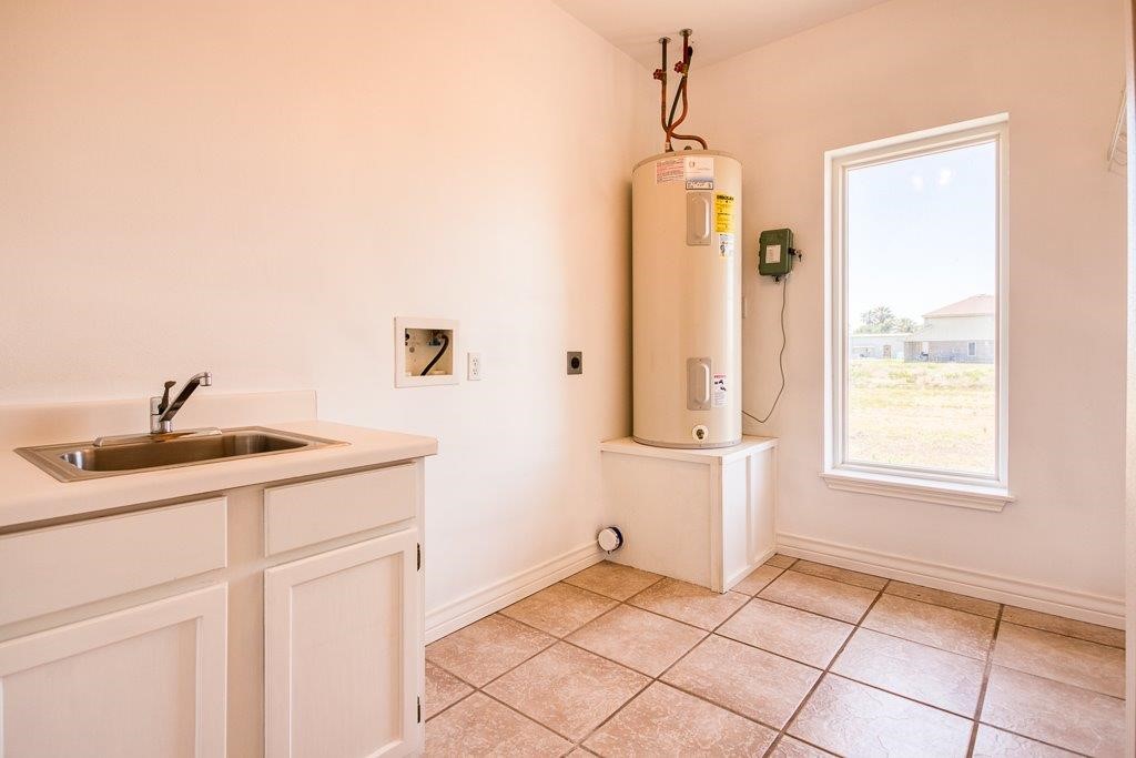 4278 Kestrel Property Photo 21