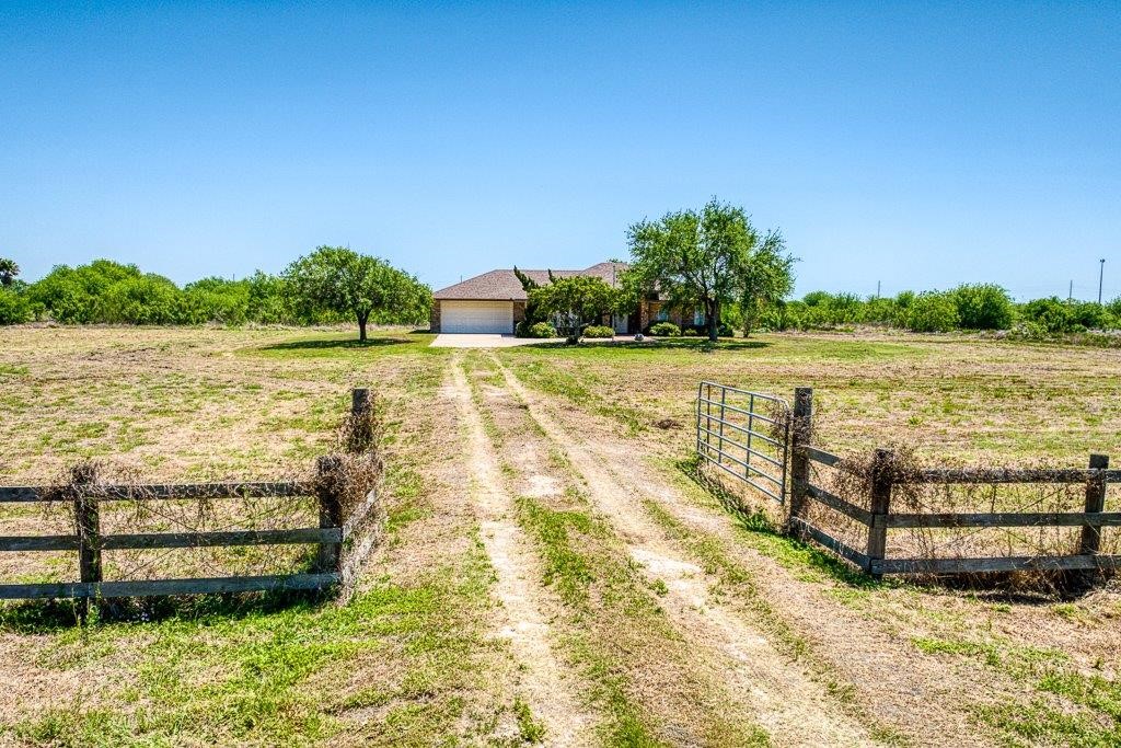 4278 Kestrel Property Photo 34