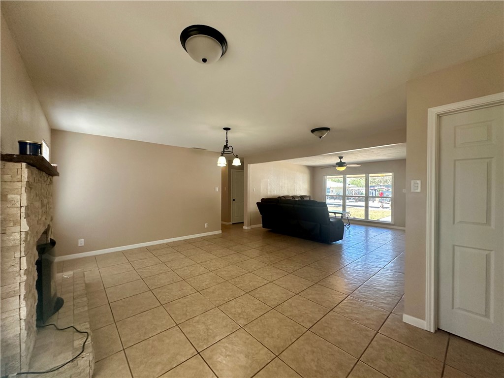 1602 Mesquite Ave Property Photo 3