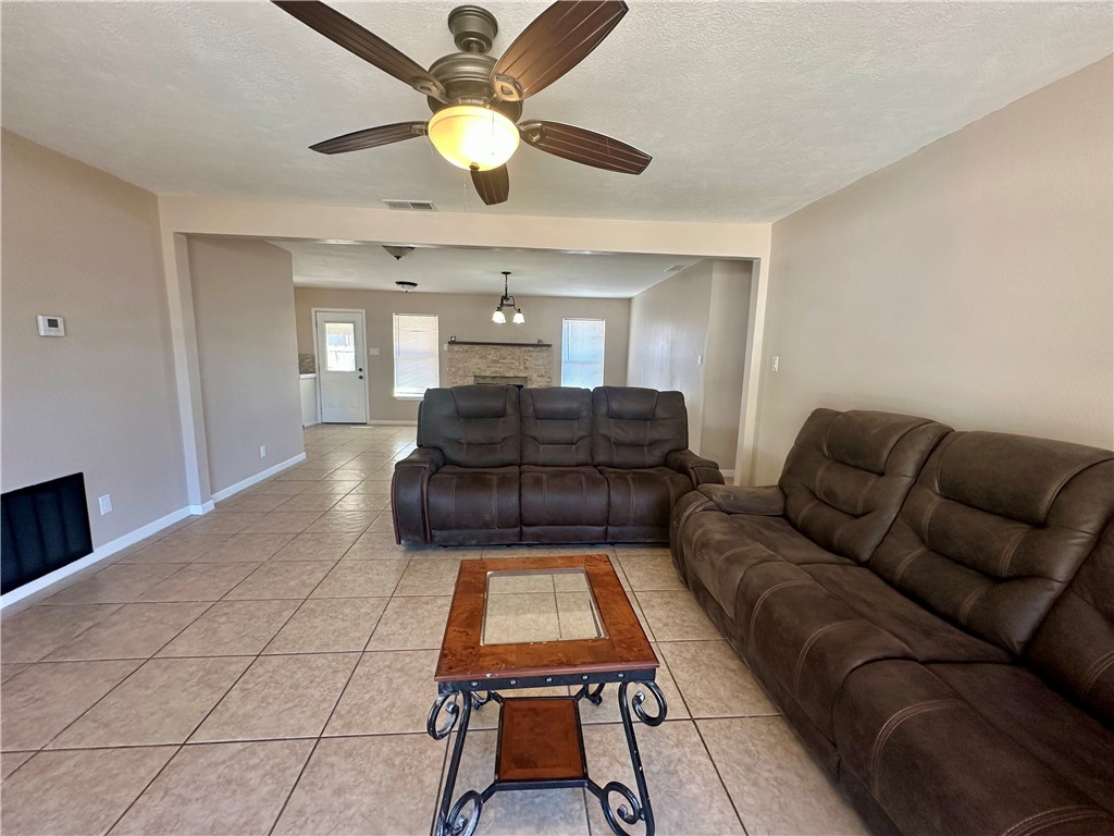 1602 Mesquite Ave Property Photo 6