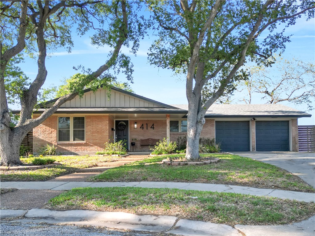 414 Sharon Dr