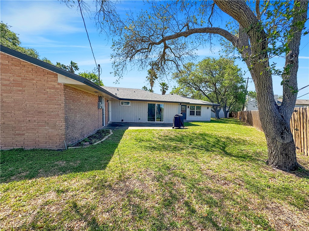 414 Sharon Dr Property Photo 38