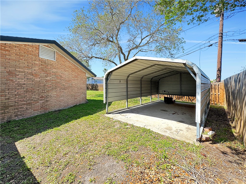 414 Sharon Dr Property Photo 39