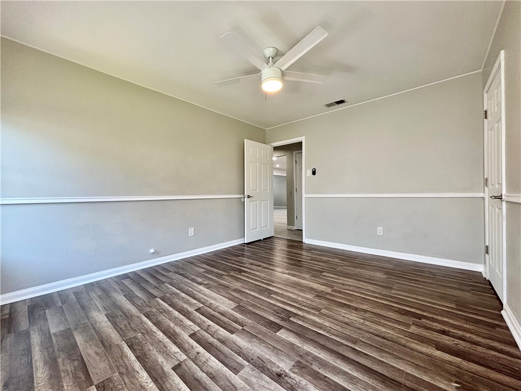 634 Mc Call St Property Photo 13