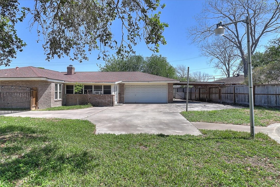 3817 Dunbrook Dr Property Photo 36