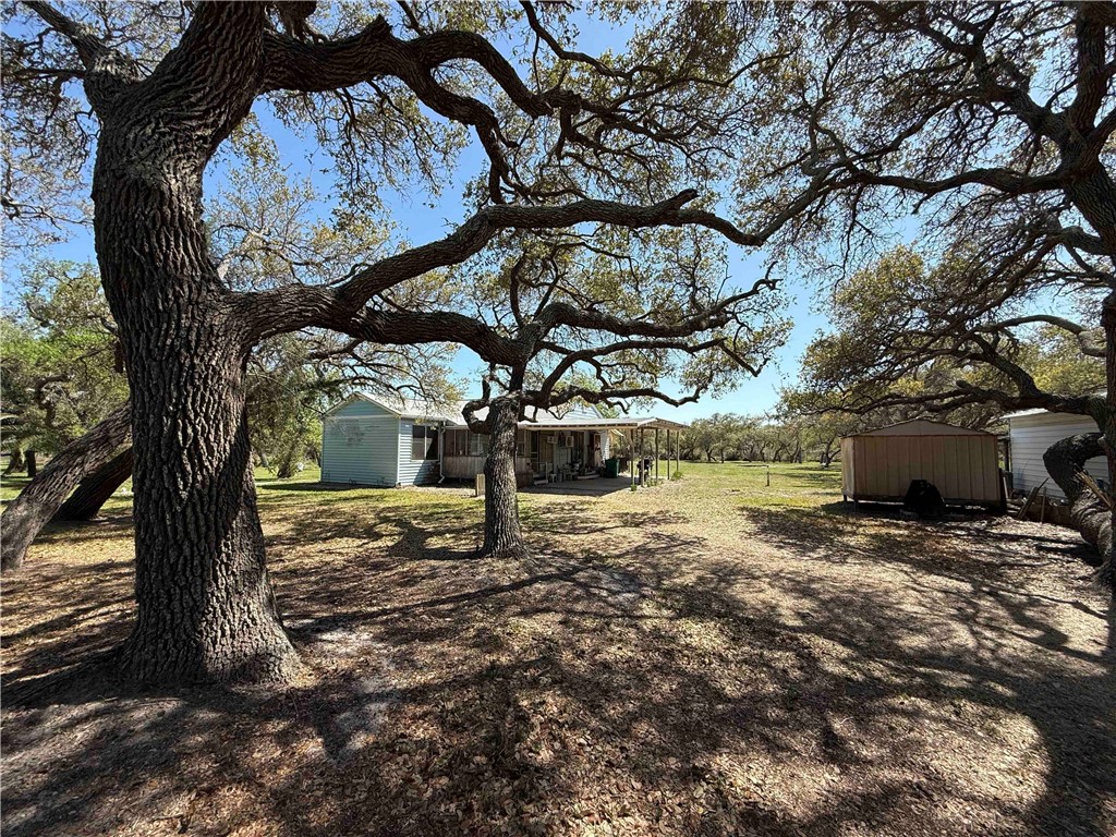225 W Gile Ave Property Photo 2