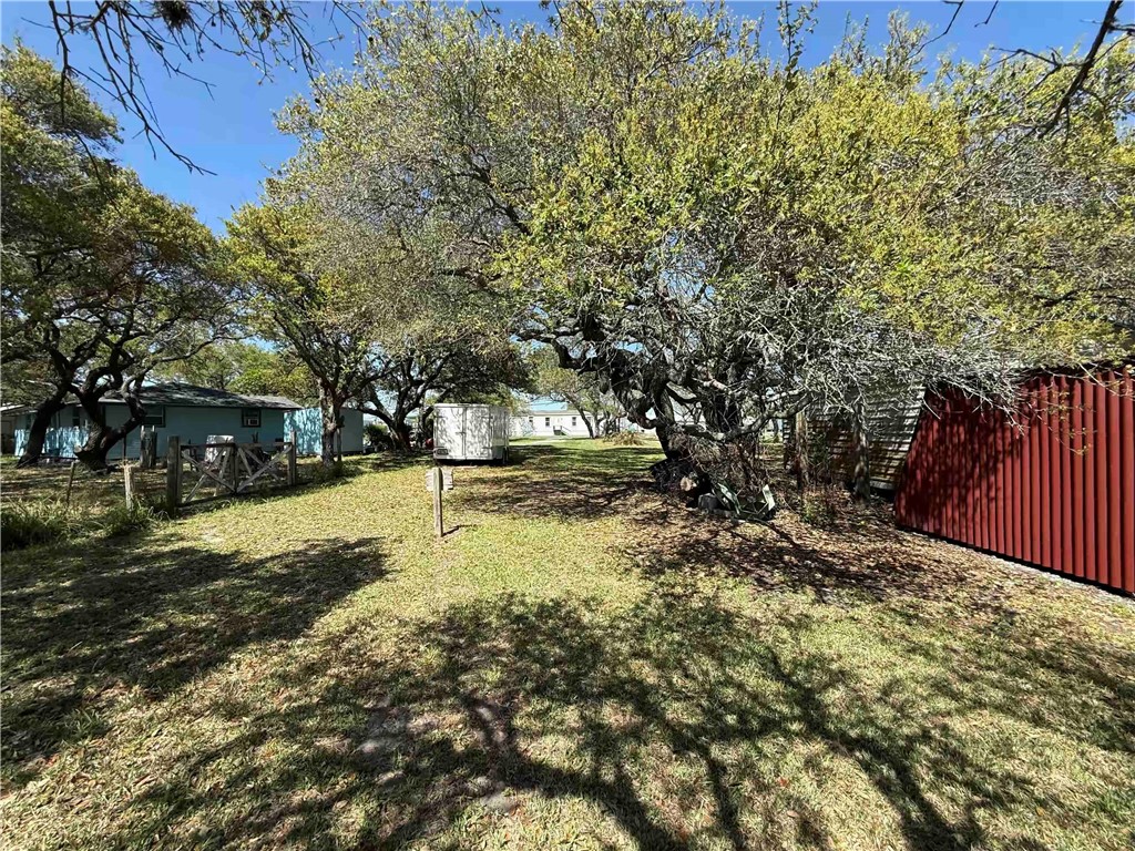 225 W Gile Ave Property Photo 6