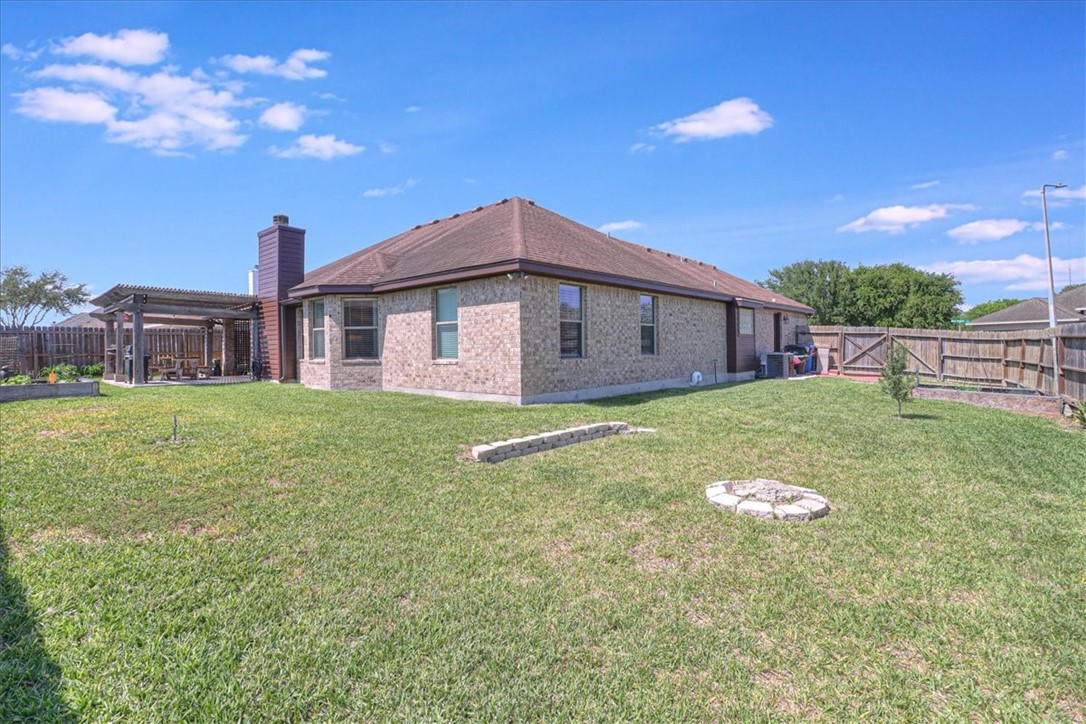 14401 Red River Dr Property Photo 37