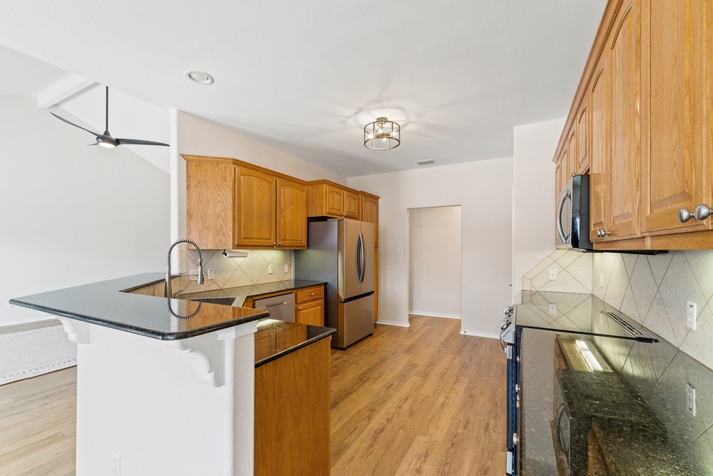 15821 Vincent Dr Property Photo 16