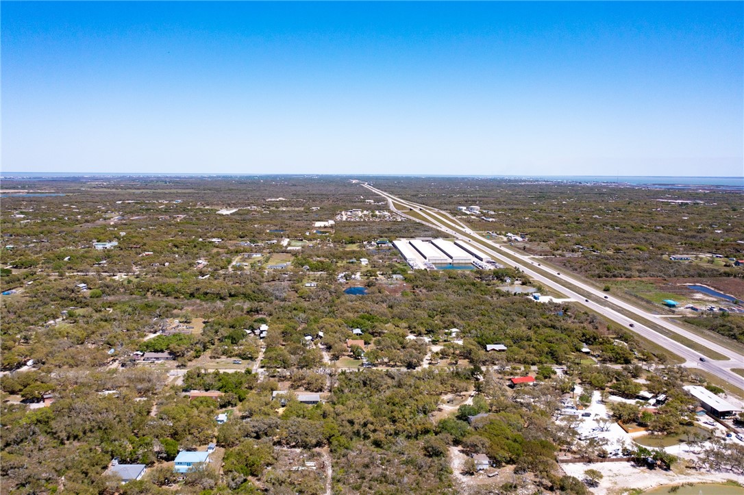 2037 Jocelyn Property Photo 3