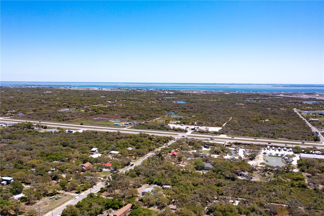 2037 Jocelyn Property Photo 6
