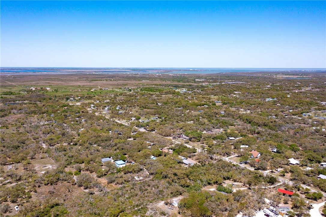 2037 Jocelyn Property Photo 9