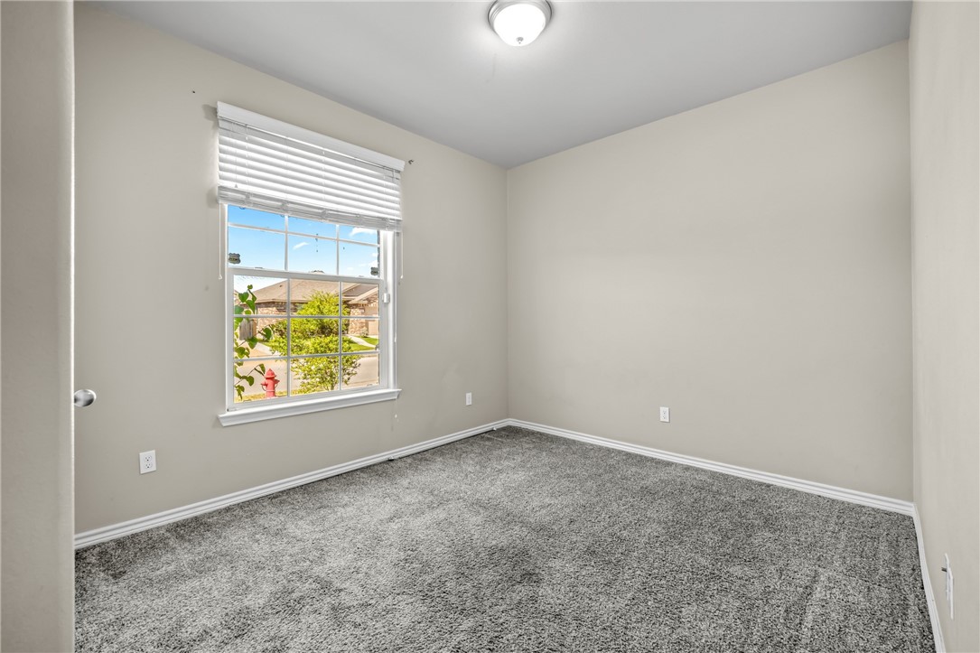 2272 Tallow Dr Property Photo 20