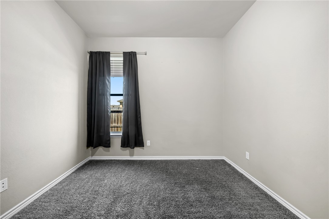2272 Tallow Dr Property Photo 23