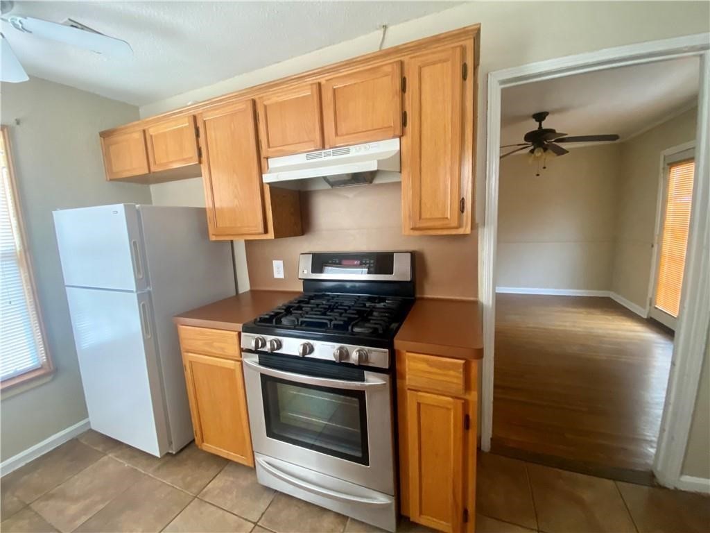 233 Eastgate Dr Property Photo 6