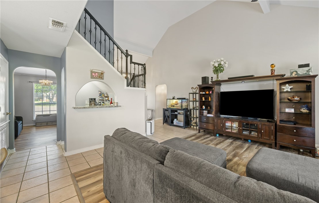 7534 Keelung Dr Property Photo 5