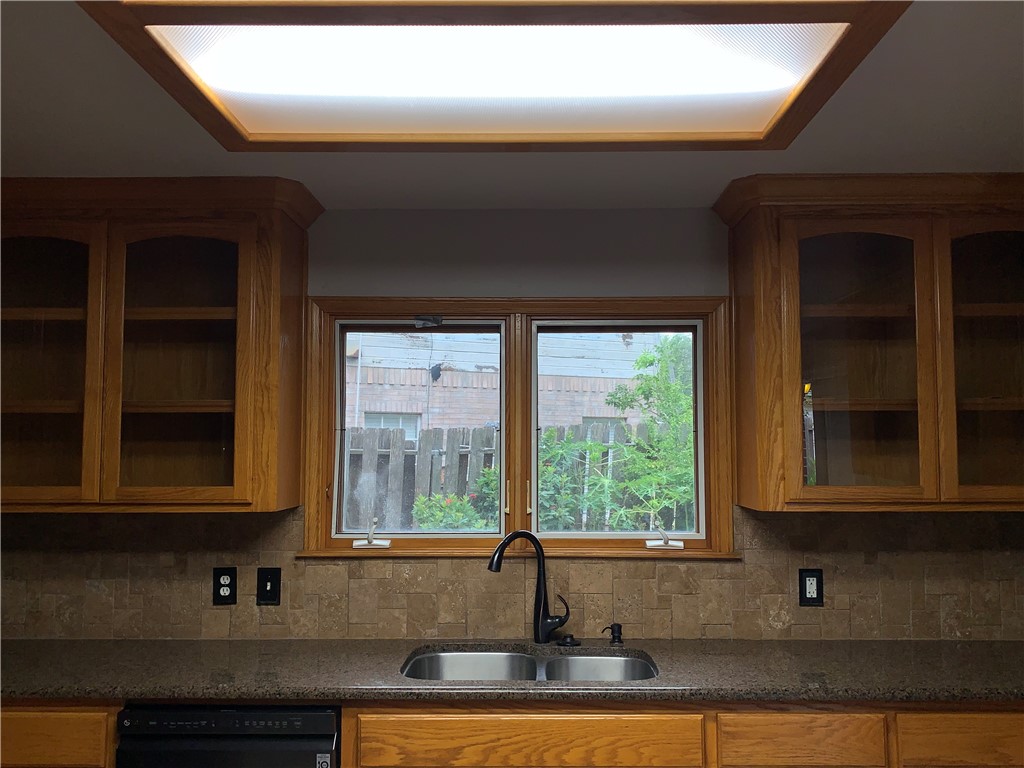 4450 Lake Superior Dr Property Photo 5