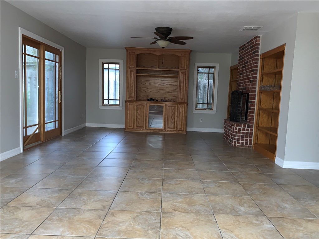 4450 Lake Superior Dr Property Photo 8