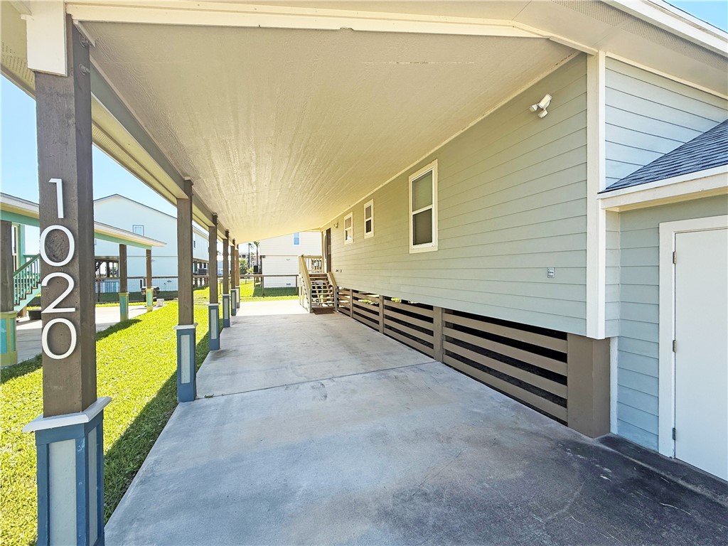 1020 S Live Oak St Property Photo 28