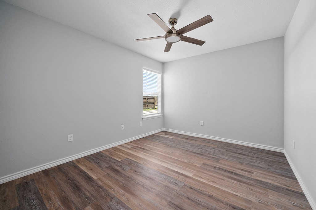 215 W Speckled Trout Property Photo 17