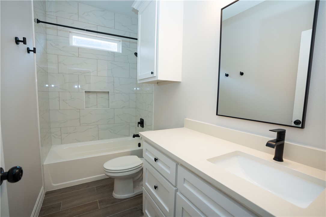 3913 Fold Property Photo 17