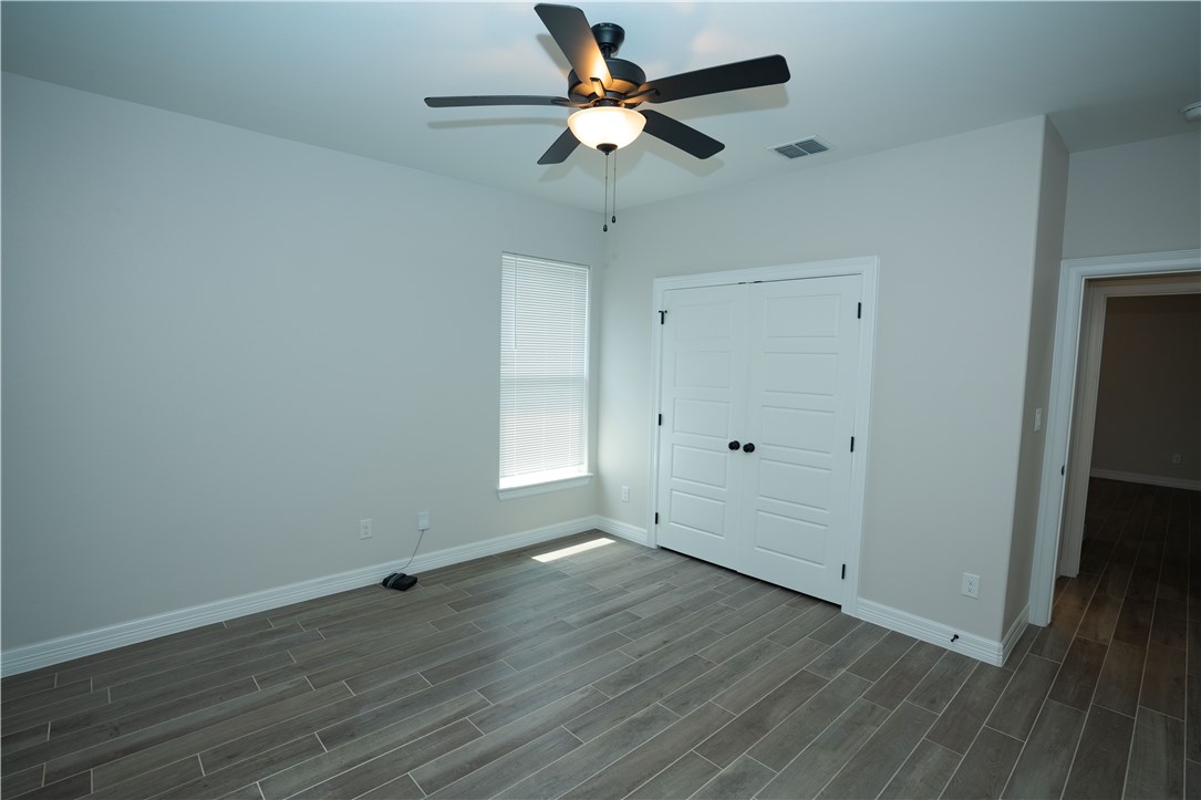 3913 Fold Property Photo 27