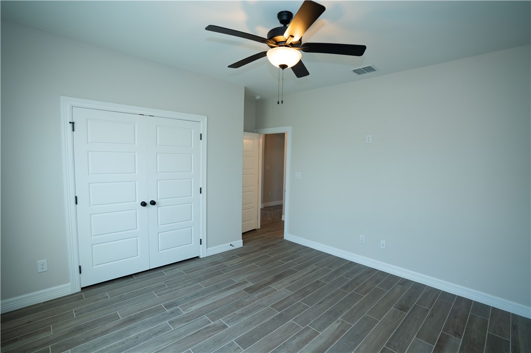 3913 Fold Property Photo 31
