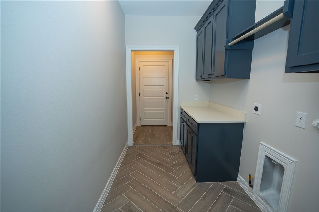 3913 Fold Property Photo 33