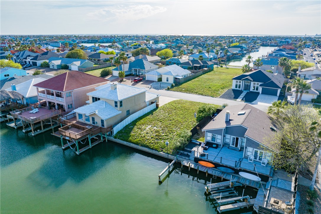 15318 Dasmarinas Dr Property Photo 3