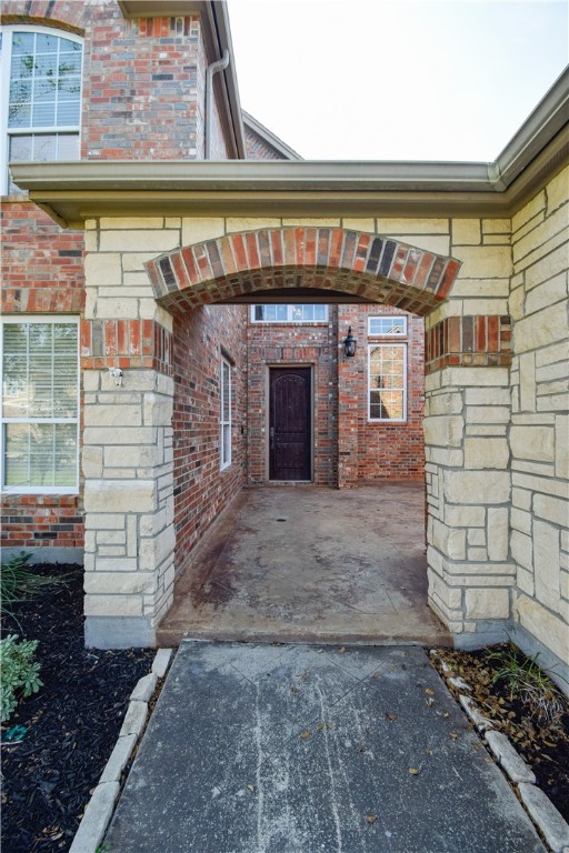 5914 Beauvais Dr Property Photo 4