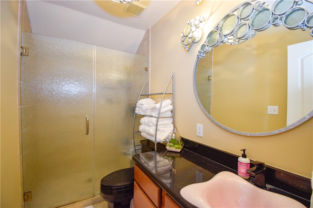 5914 Beauvais Dr Property Photo 33