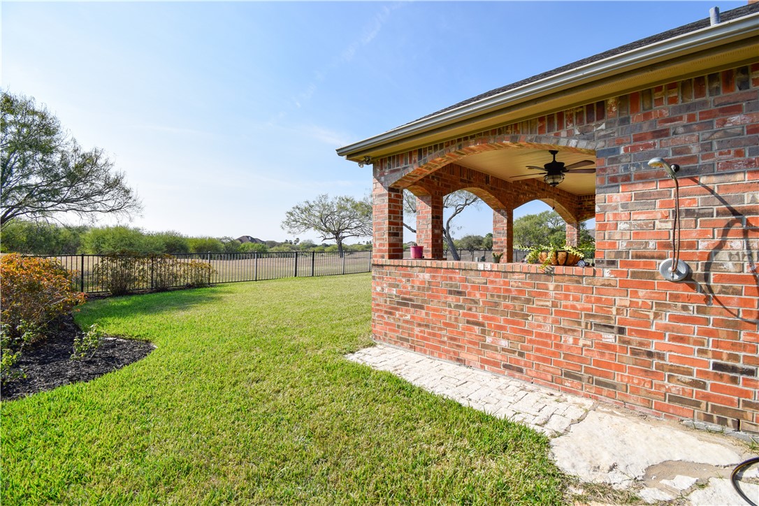 5914 Beauvais Dr Property Photo 40