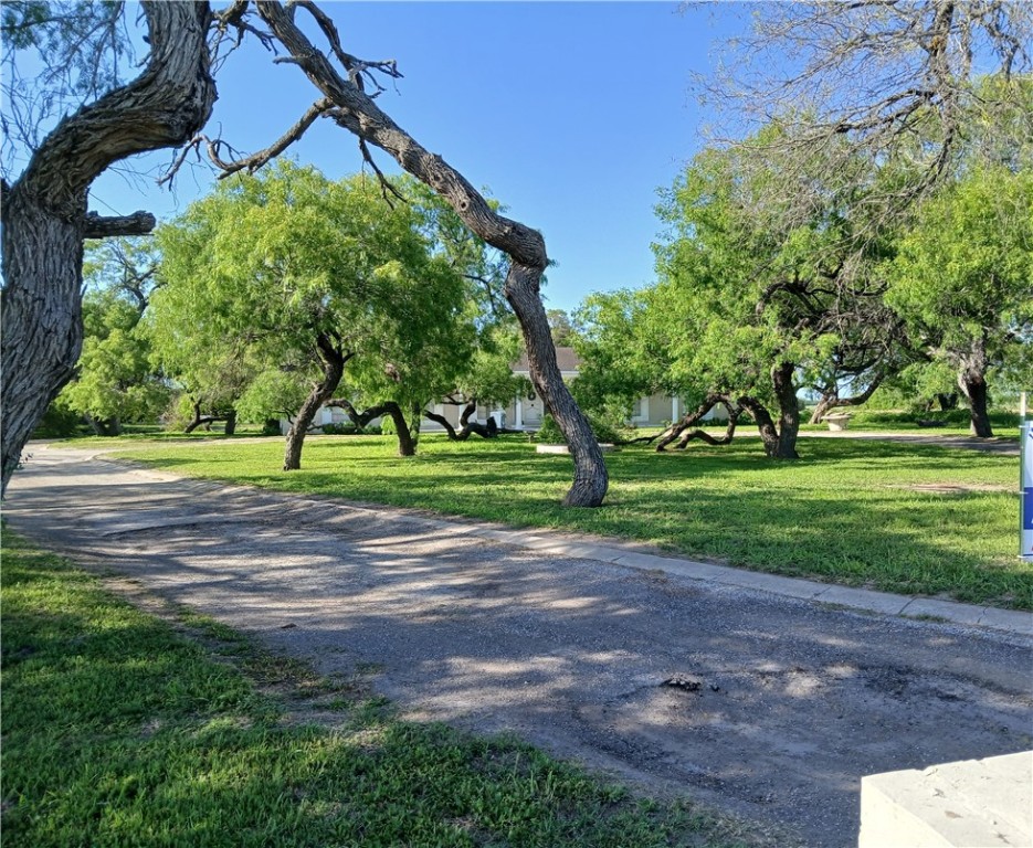 2916 W Highway 44 Hwy Property Photo 1