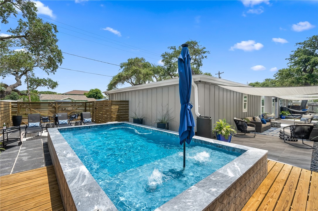 302 Palmetto Ave Property Photo