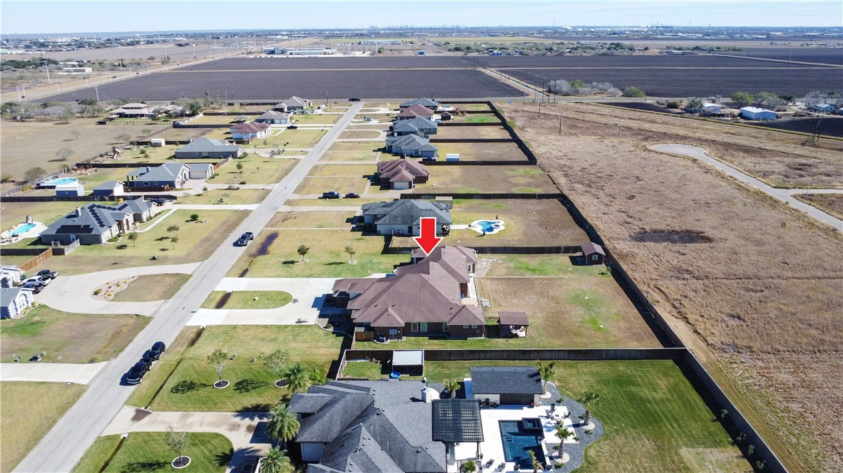 3725 Amanda Property Photo 36