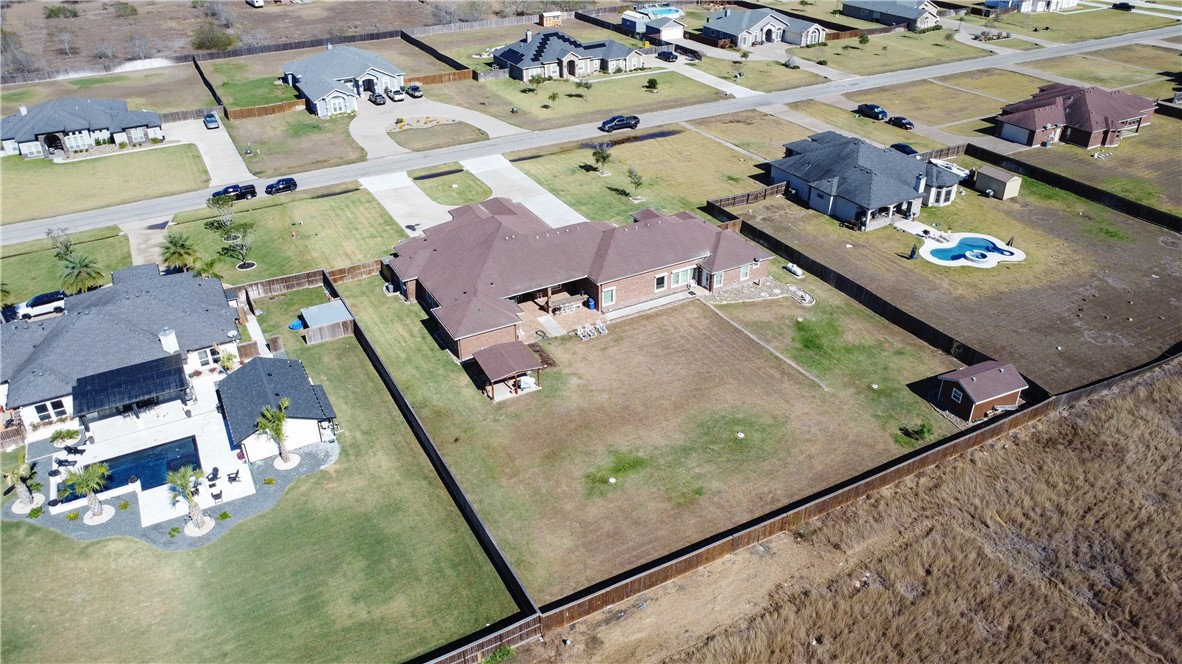 3725 Amanda Property Photo 37