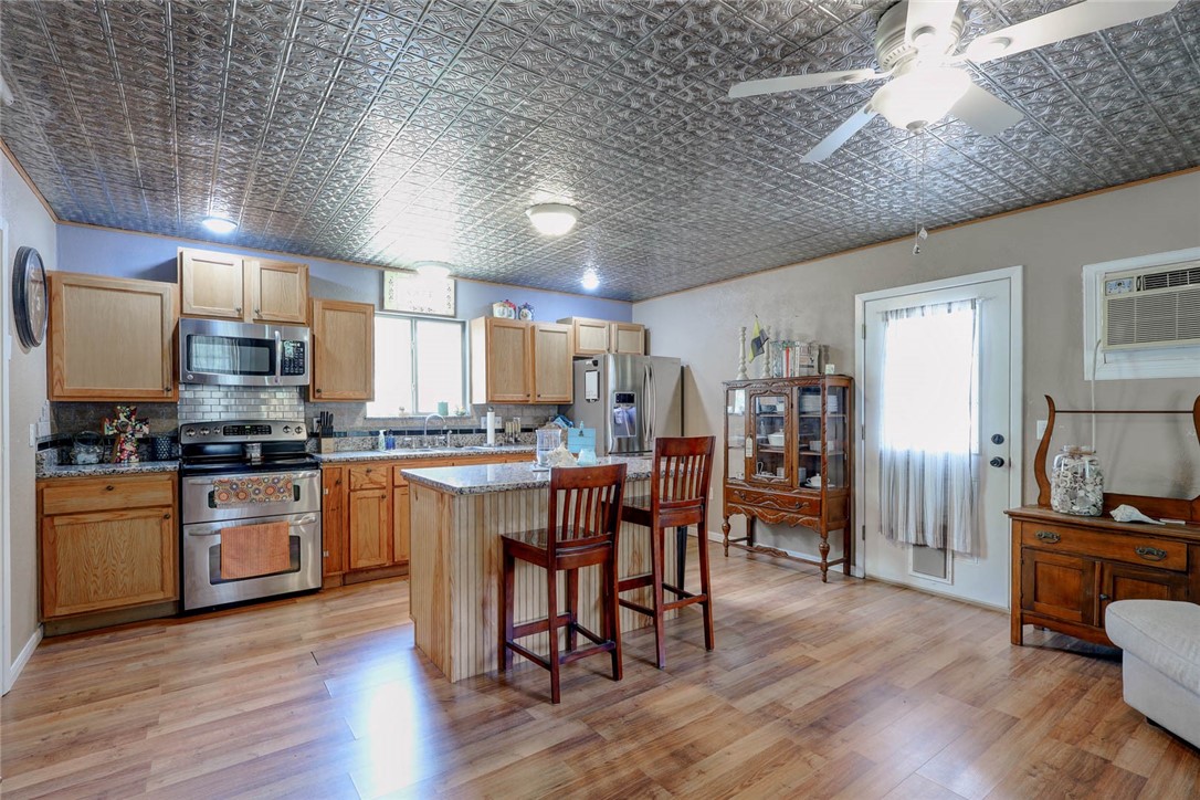 1820 16th St Property Photo 8