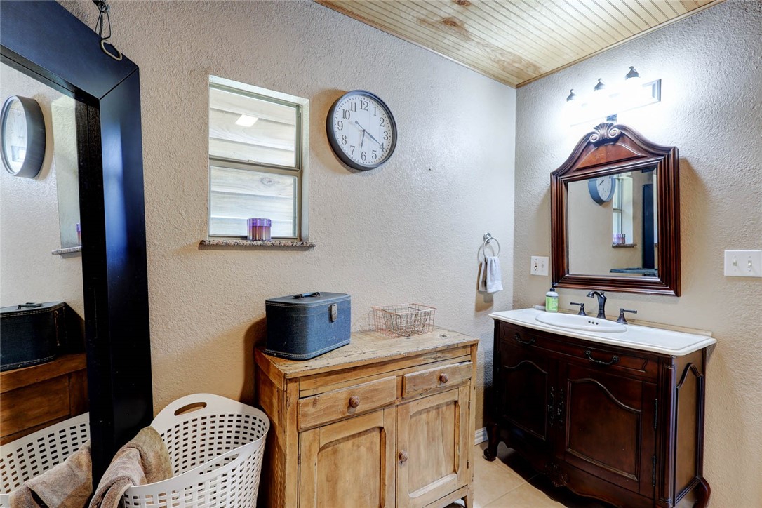 1820 16th St Property Photo 12