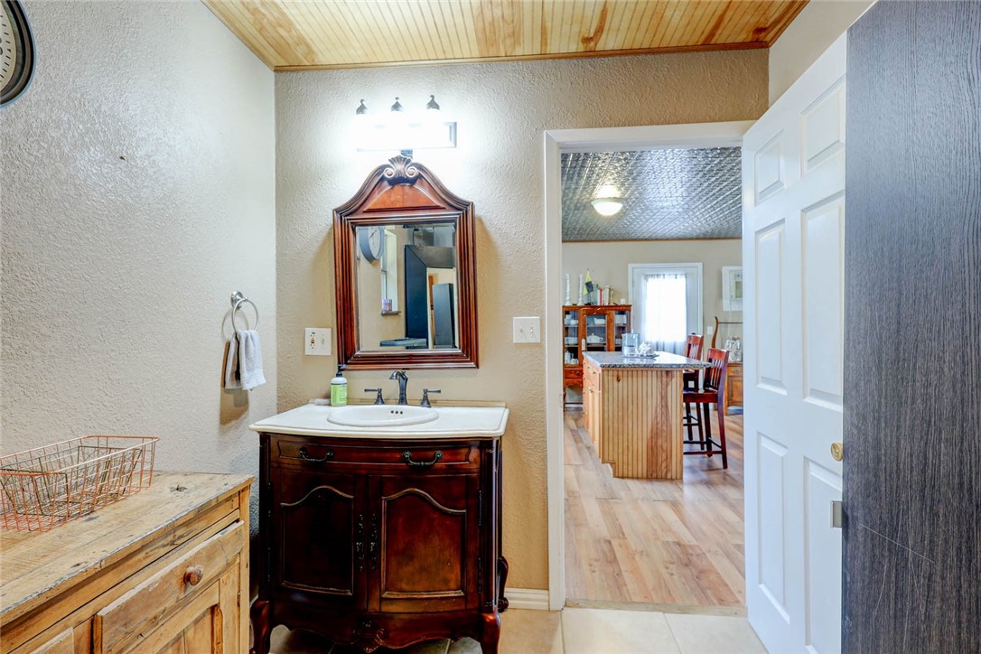 1820 16th St Property Photo 13