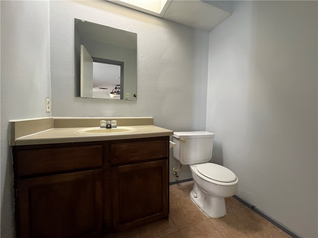 2309 Capitan Dr Property Photo 3