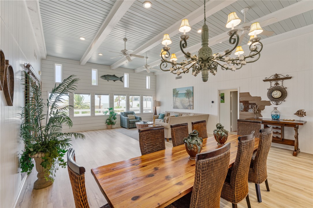 1883 Bay Shore Drive Property Photo 4