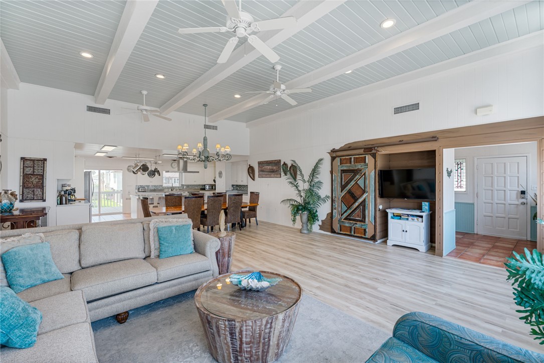 1883 Bay Shore Drive Property Photo 6