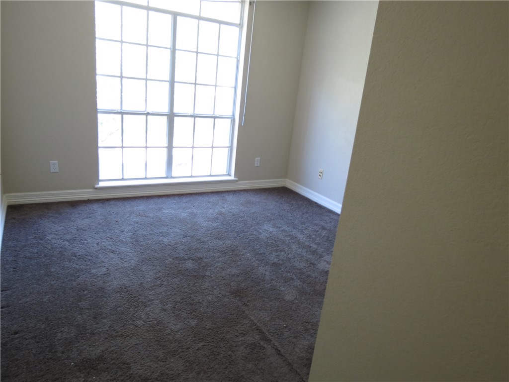 7810 Damsel St Property Photo 15