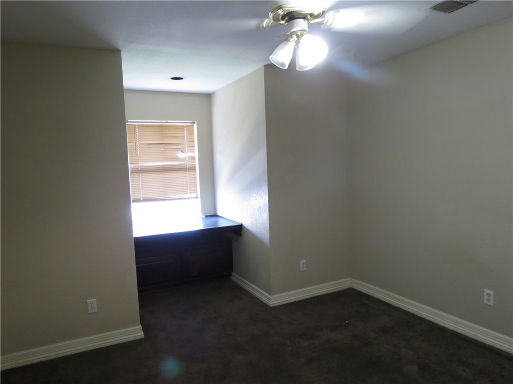 7810 Damsel St Property Photo 18