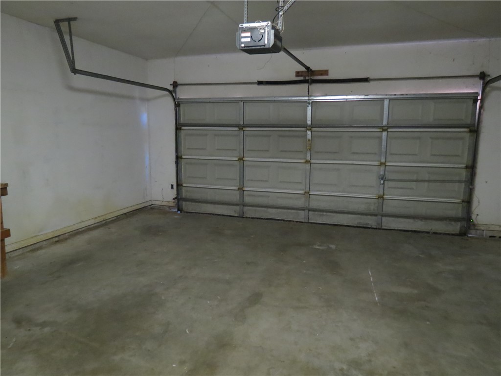 7810 Damsel St Property Photo 22