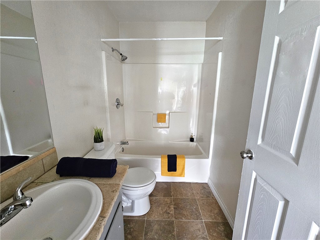 745 S Arch St Property Photo 13