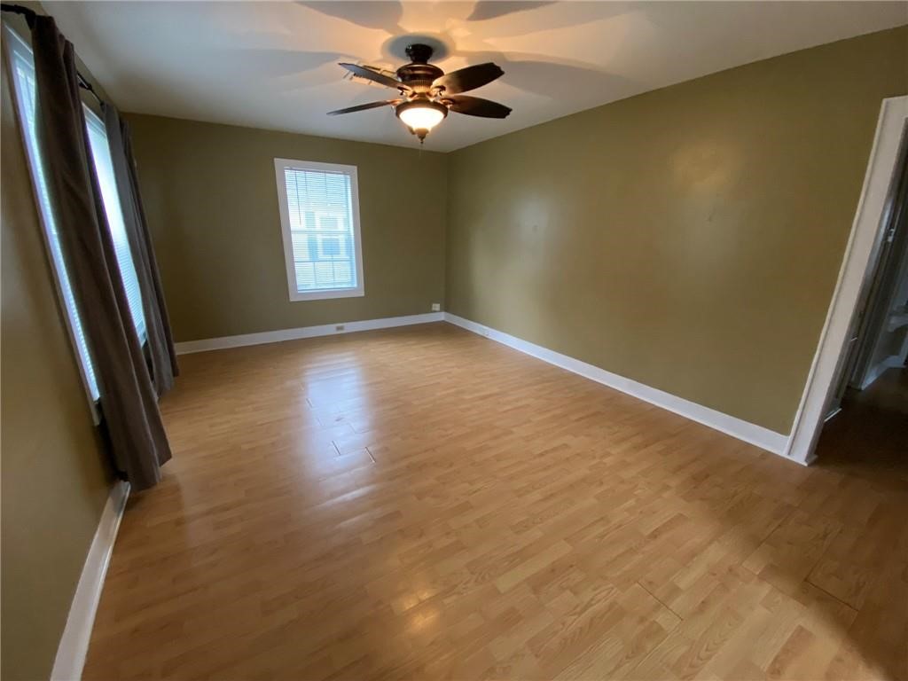 209 S Whitney St Property Photo 5