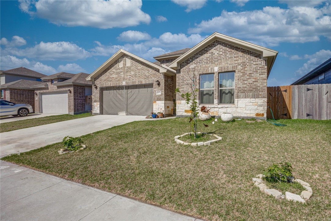 2673 Westeros St Property Photo 3