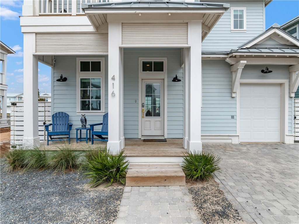 416 Mermaid Tail Lane Property Photo 4