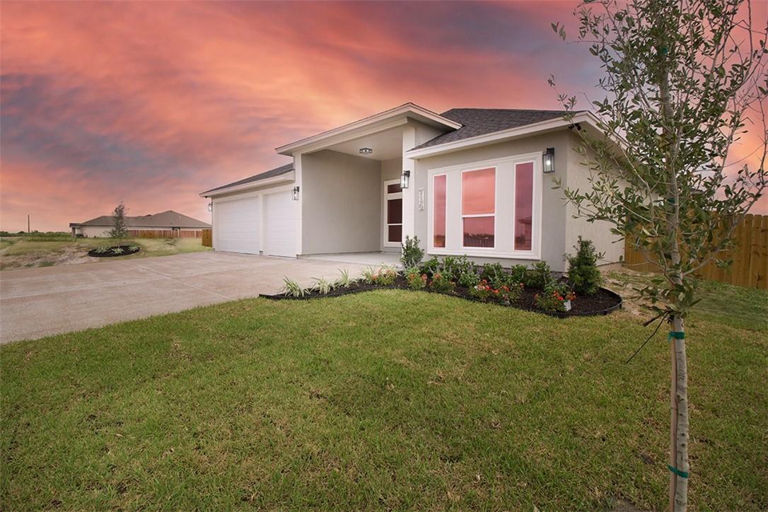714 Papa Mori Drive Property Photo 3